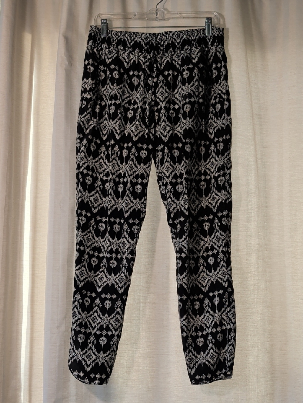 Love Tree Black and White Printed Pants